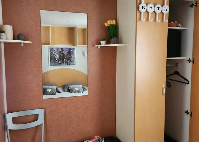 Camping Domaine De *